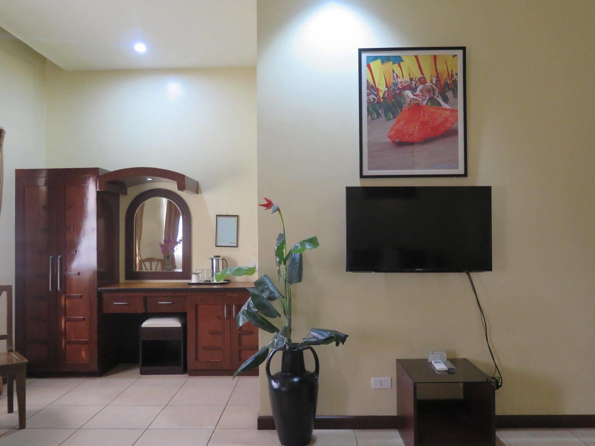 Hotel Nicanor Dumaguete City Extérieur photo