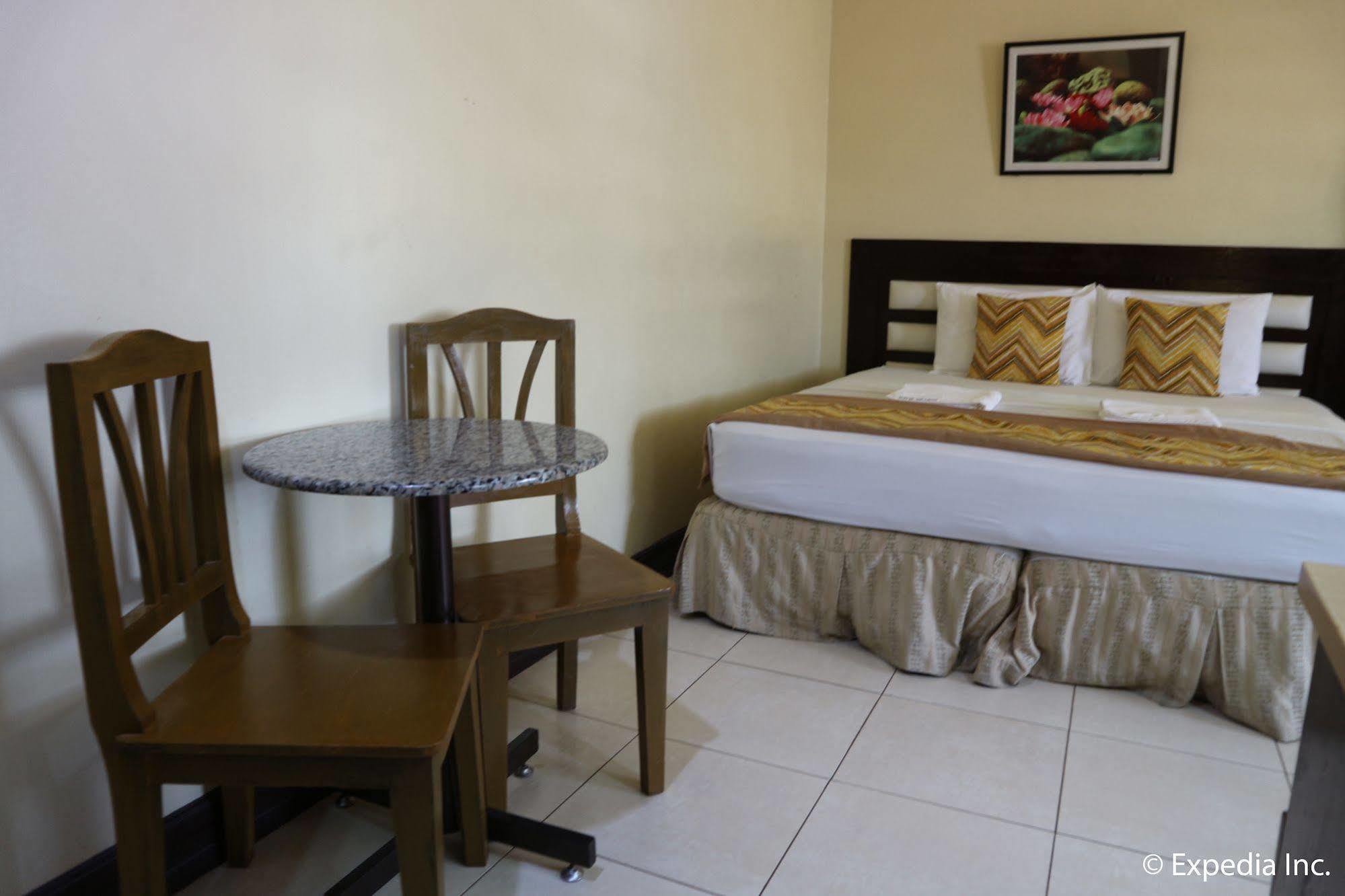 Hotel Nicanor Dumaguete City Extérieur photo